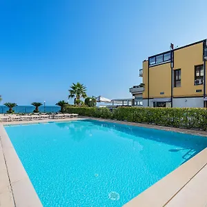 Residenza Miralago Ii By Wonderful Italy Apartment Desenzano del Garda